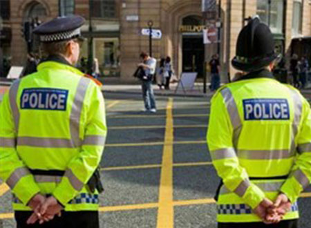 يبيع حصيلة المسروقات لصاحبها !