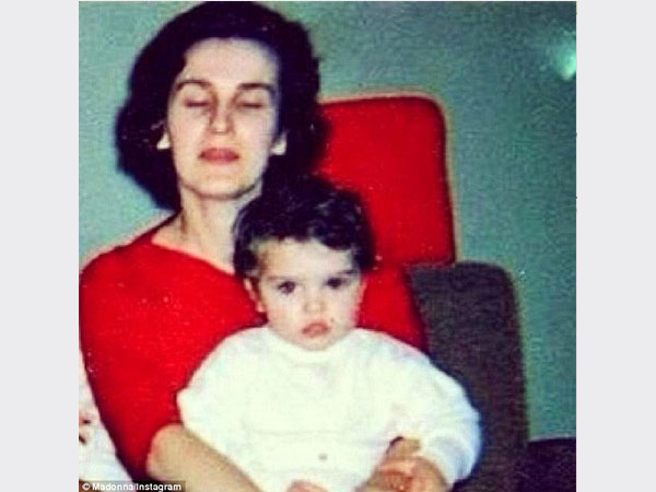 ابنة مادونا تكبر بسرعة مفاجئة.. صور