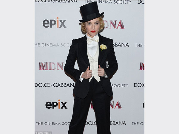 ابنة مادونا تكبر بسرعة مفاجئة.. صور