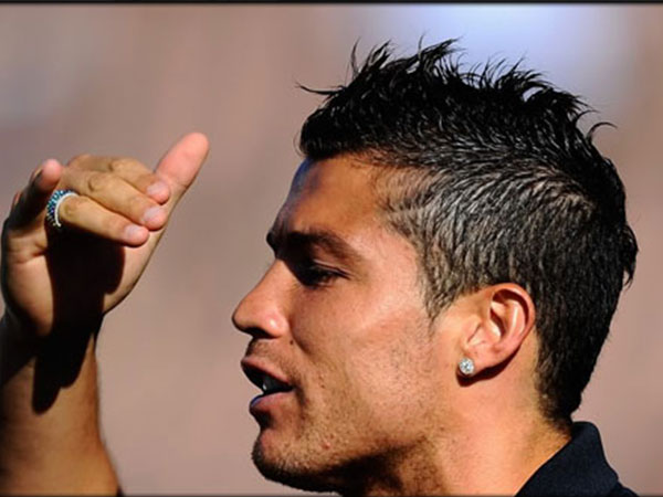 حلق كريستيانو رونالدو