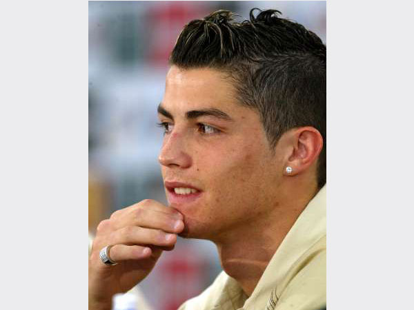 حلق كريستيانو رونالدو