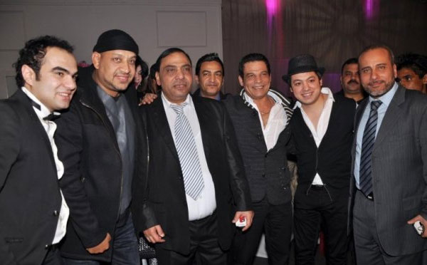 بالصور: فيفي عبده ونجوم الغناء الشعبي في حفل زفاف نجل مالك قناة