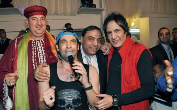 بالصور: فيفي عبده ونجوم الغناء الشعبي في حفل زفاف نجل مالك قناة