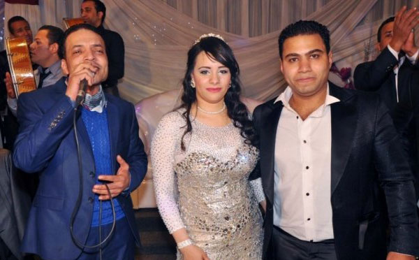 بالصور: فيفي عبده ونجوم الغناء الشعبي في حفل زفاف نجل مالك قناة