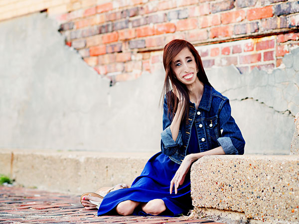 ليزي فلاسكيز