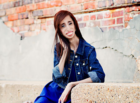 ليزي فلاسكيز