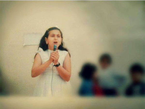 بالصور يوسف طفلة تغني مسرح بالصور يوسف طفلة تغني مسرح