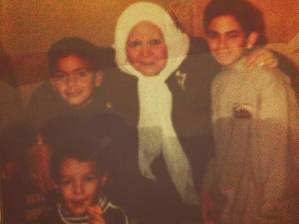 صور نادرة لوالدة عمرو أديب شهيد قولولي