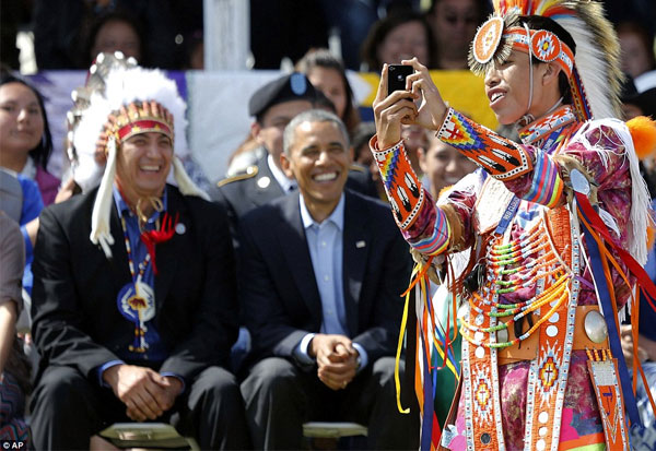 باراك اوباما وزوجته ميشيل في الهند