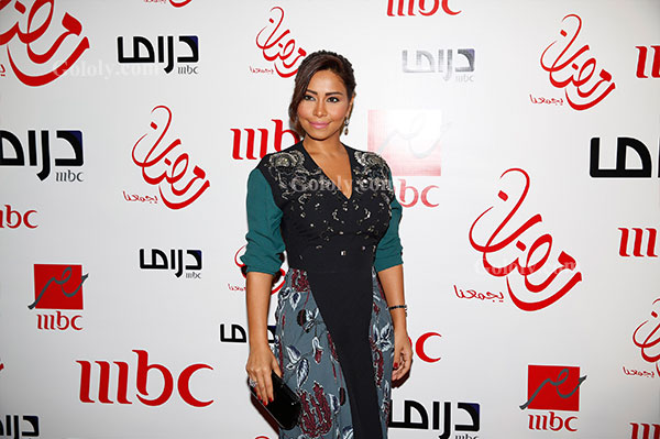 نقلا عن  Gololy  بالصور شيرين عبدالوهاب تسيء الاختيار وتغضب الجمهور بهذا الفستان.. 