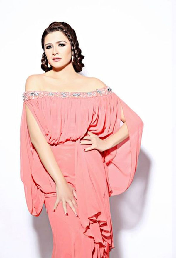 ياسمين عبدالعزيز