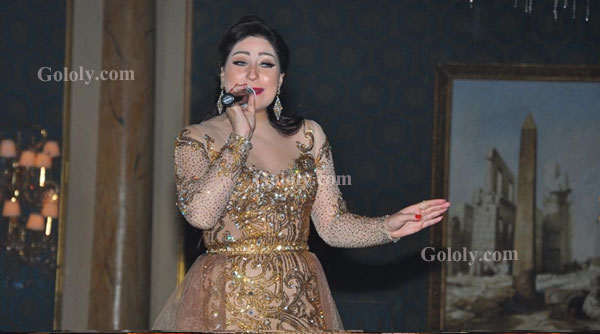 المطربة الشعبية بوسي حفل عيد الحب 2014