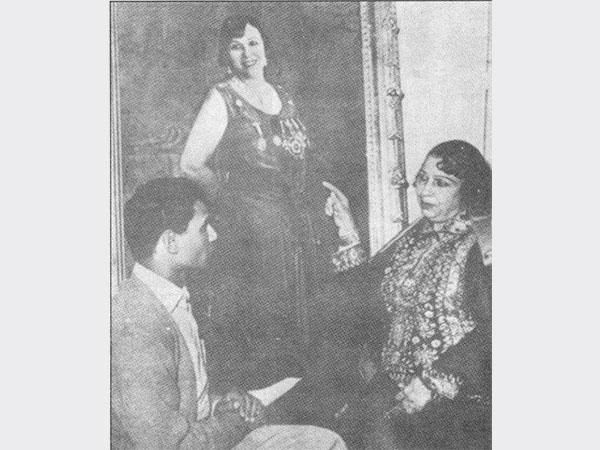 منيرة المهدية مع عبدالحليم حافظ