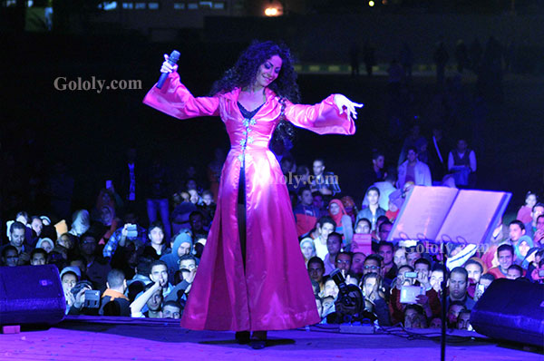 دوللي شاهين حفل دريم بارك 2014