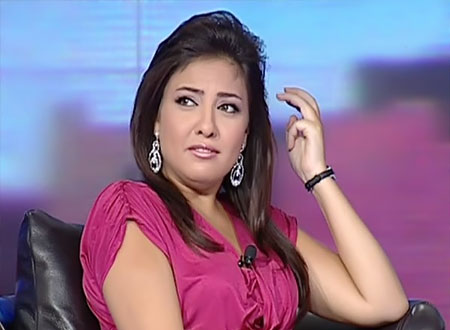 جولولي | مي كساب وشبيهتها المحجبة نسخة طبق الأصل.. شاهد