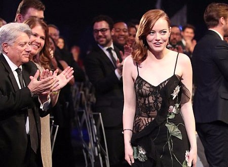 دينزل واشنطن أفضل ممثل وإيما ستون أحسن ممثلة في حفل رابطة السينما الأمريكية.. صور