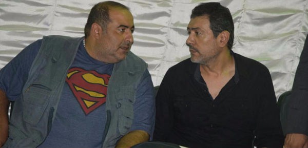 سامح عبدالعزيز في عزاء والد باسم سمر
