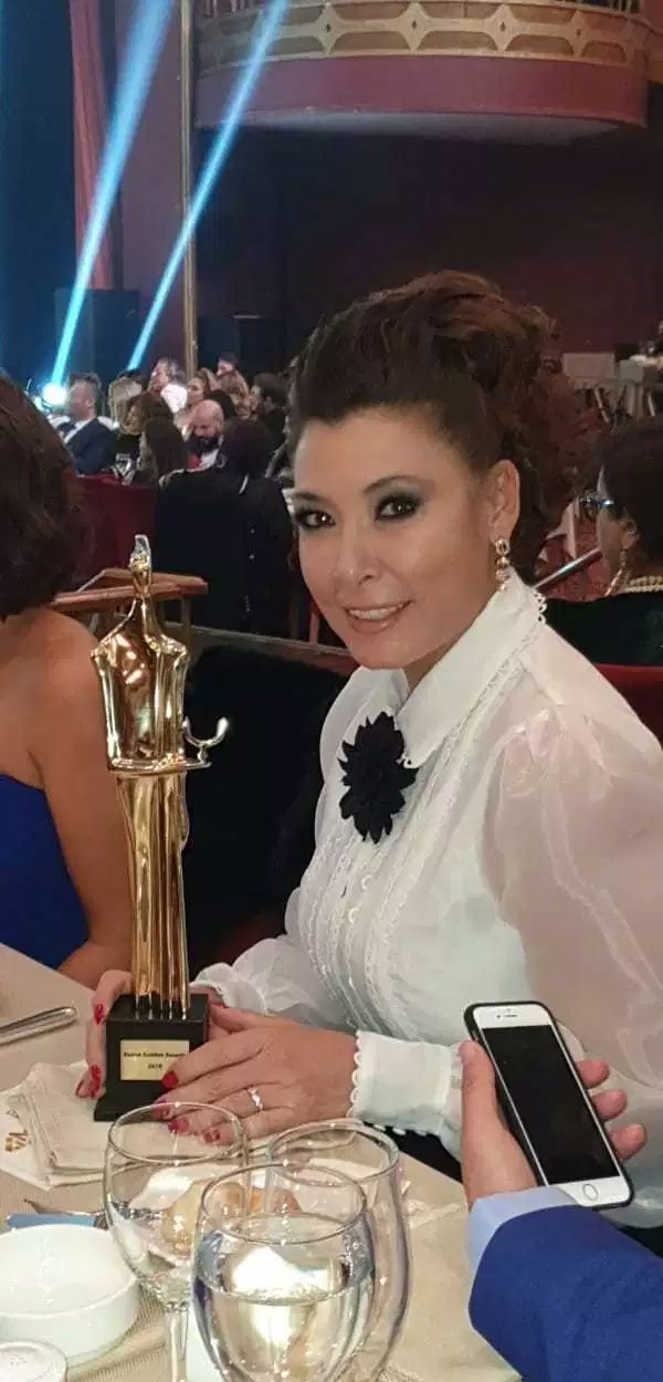 فن و مشاهير