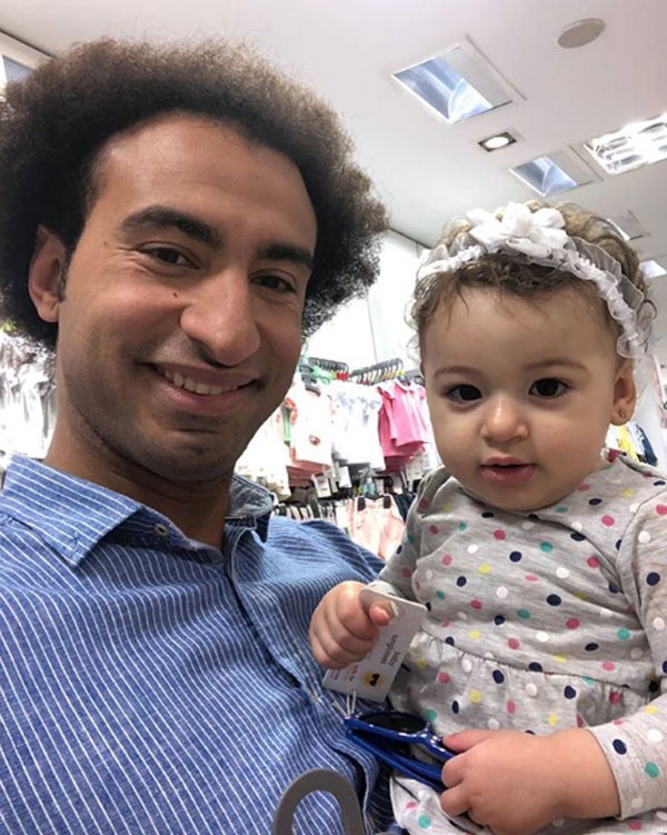 علي ربيع وابنته