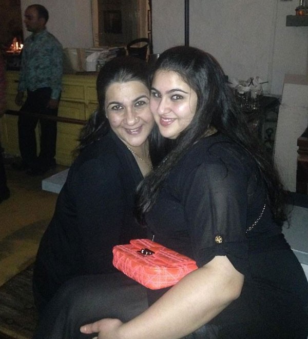الفنانة سارة علي خان تصدم جمهورها بهذه الصورة!