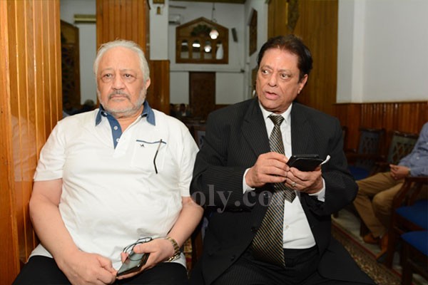 عزاء والدة المخرج محمد النقلي بحضور نجوم الفن