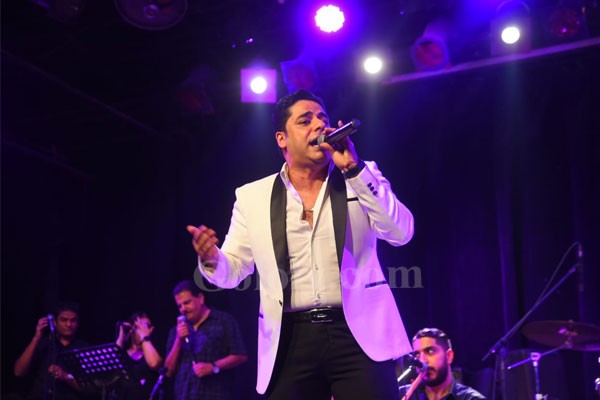هاني حسن الاسمر يتألق بحفل ساقيه الصاوي