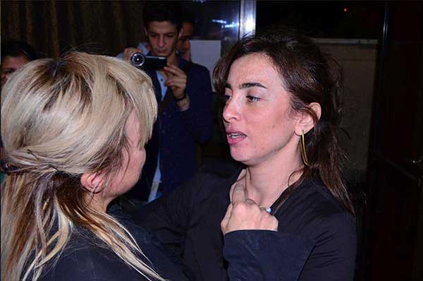 عزاء والدة سيمون