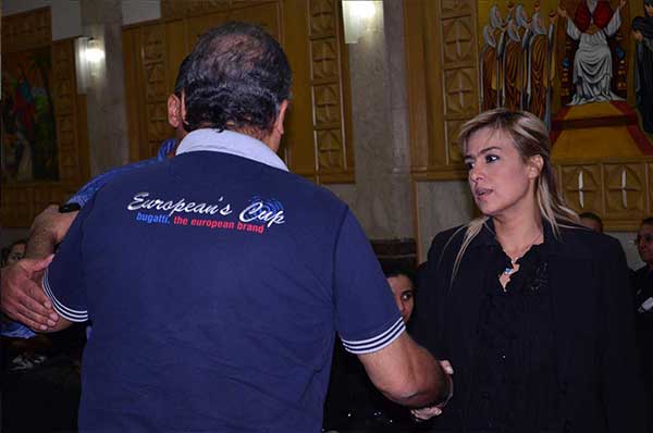 عزاء والدة سيمون