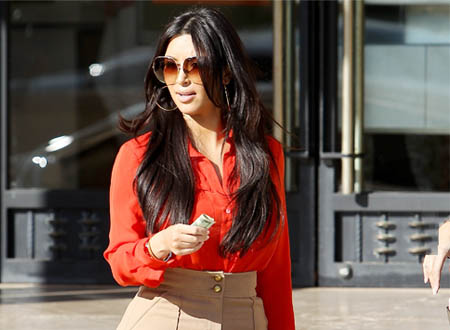 كيم كاردشيانكيم كاردشيان تشتري قصر ابنة الفيس بريسلي بمبلغ خيالي.. صور