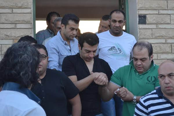 جنازة والدة ايهاب توفيق