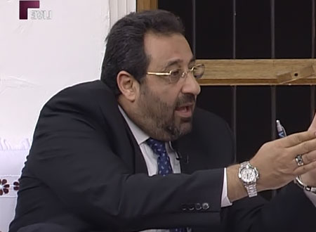 مجدي عبدالغني في موقف محرج بعد احتضانه فتاة لبنانية.. فيديو