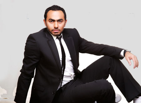 تامر حسني يتبرع بأجر حفله بالساحل الشمالي لدعم مصر