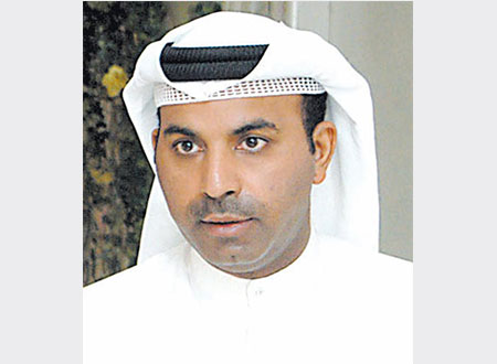 طارق العلي يحيي الذكرى الأولى لوفاة عبدالحسين عبدالرضا.. شاهد