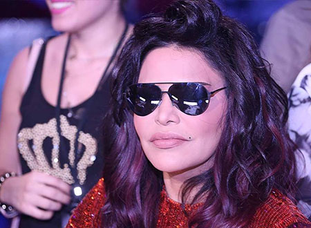 «بومة» أحلام تستفز جمهورها.. صور