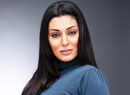 بعد غياب سنوات.. مايا نصري تتحدث عن مرض ابنها الخطير