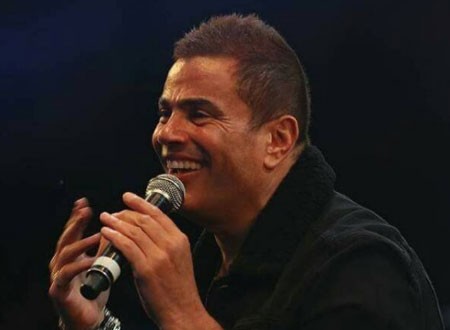 عمرو دياب وتركي آل الشيخ في زيارة مستشفى 57357.. شاهد