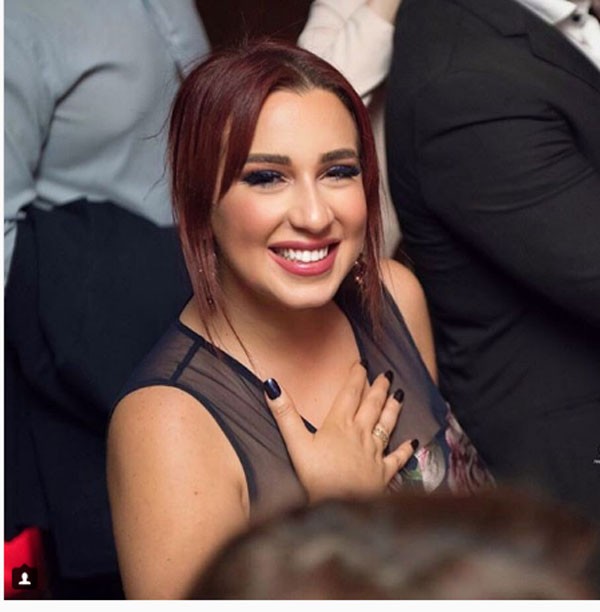اسما شريف منير