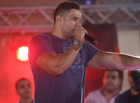 محمد نور يحتفل بعيد ميلاد توأمه.. صور