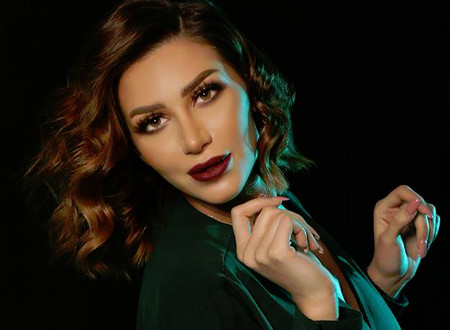 الفنانة سارة نخلة تعليقًا على الحكم بحبس زوجها: «مستنية اليوم دا من سنة»