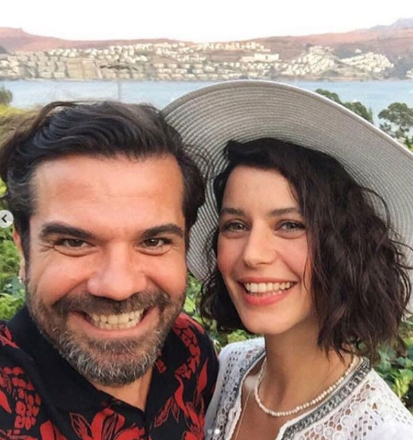 أول ظهور لبيرين سات مع زوجها بعد أشهر على أنباء انفصالهما (صور) 4 بيرين سات