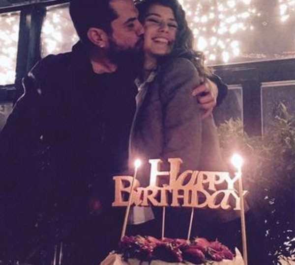 أول ظهور لبيرين سات مع زوجها بعد أشهر على أنباء انفصالهما (صور) 1 بيرين سات