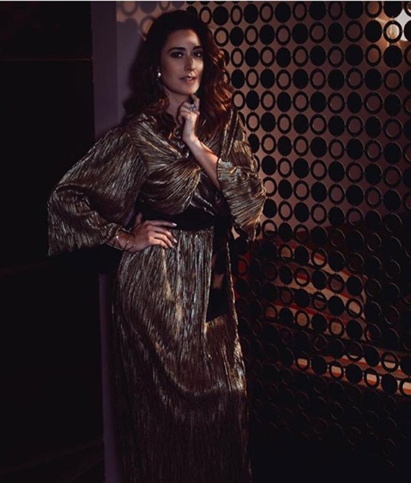 امينة خليل