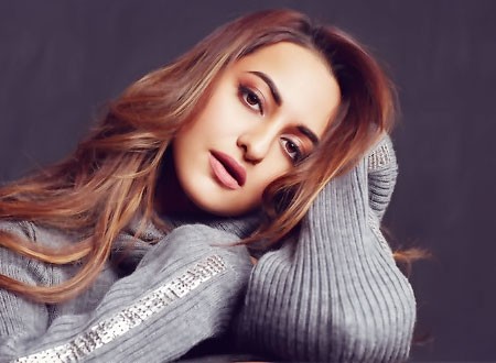 سوناكشي سينها بجولة ترويجية لفيلمها Dabangg بدبي.. صور