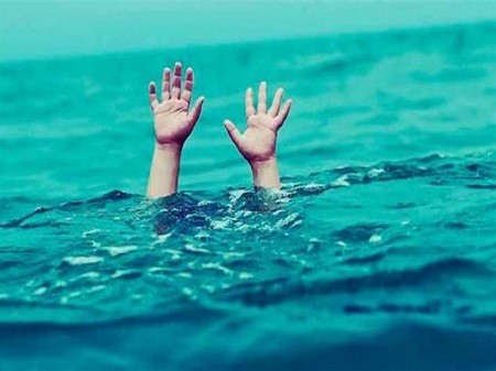 غرق بريطانية حامل في شهرها الرابع
