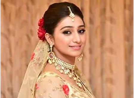 صور.. عقد قران الفنانة الهندية موهينا كوماري سينغ بطلة «ماذا أُسمّى هذه العلاقة»