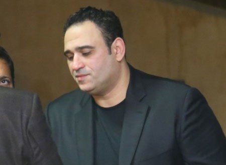 بعد وفاة والده.. أكرم حسني يشكر هؤلاء
