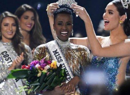 بعد تتويجها باللقب.. نصيحة ملكة جمال الكون للفتيات.. صور وفيديو بعد تتويجها باللقب.. نصيحة ملكة جمال الكون للفتيات.. صور وفيديو