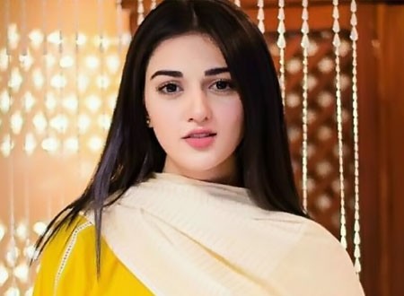 سارة علي خان تحصل على الموافقة بعرض فيلمها الجديد Love Aaj Kal