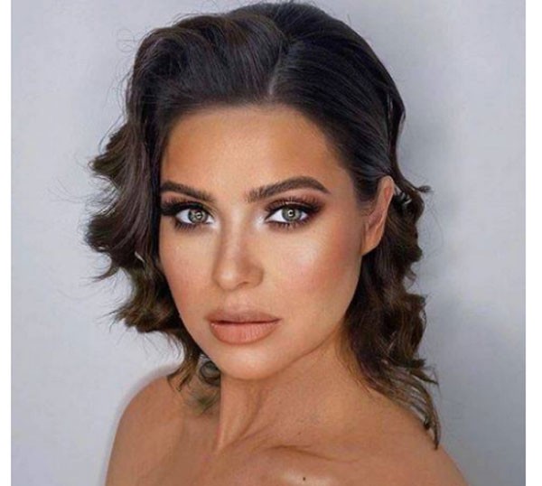 يسرا اللوزي
