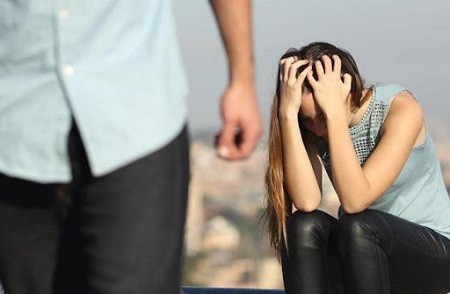 فيروس كورونا يكشف خيانة زوج أصابته عشيقته بالعدوى
